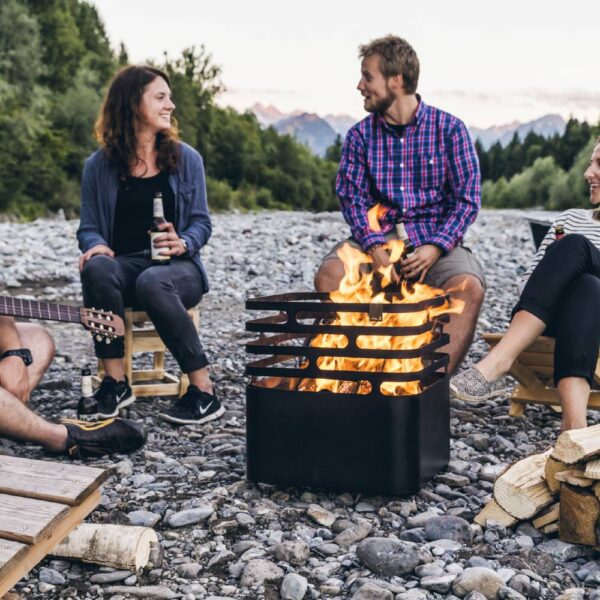 Hofats Cube fire basket Black